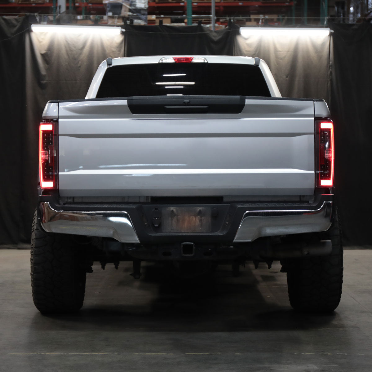 2017-2019 Ford F-250/F-350/F-450/F-550 Red LED Bar Tail Lights (Matte Black Housing/Clear Lens)
