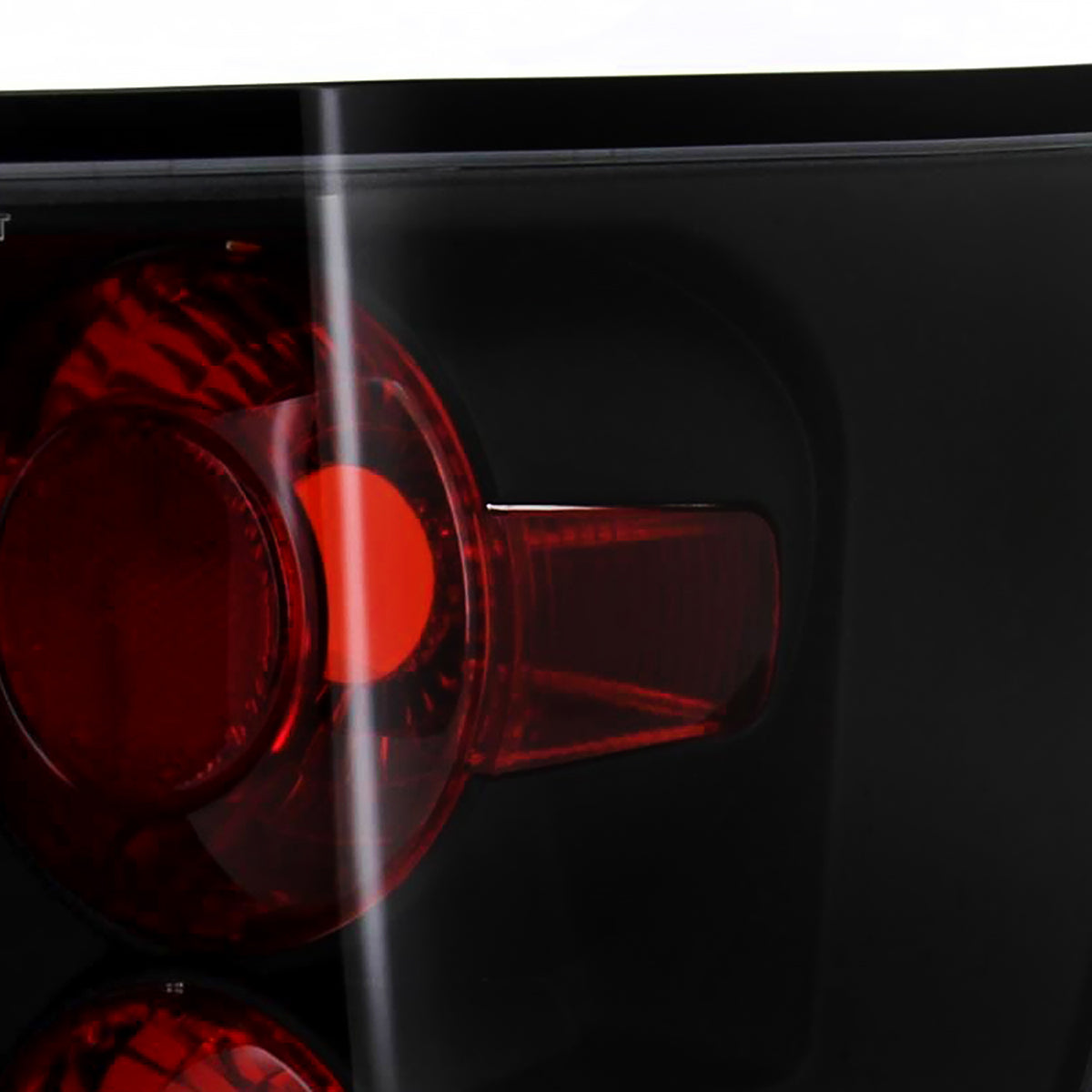 2005-2006 Jeep Grand Cherokee Tail Lights (Matte Black Housing/Clear Lens)