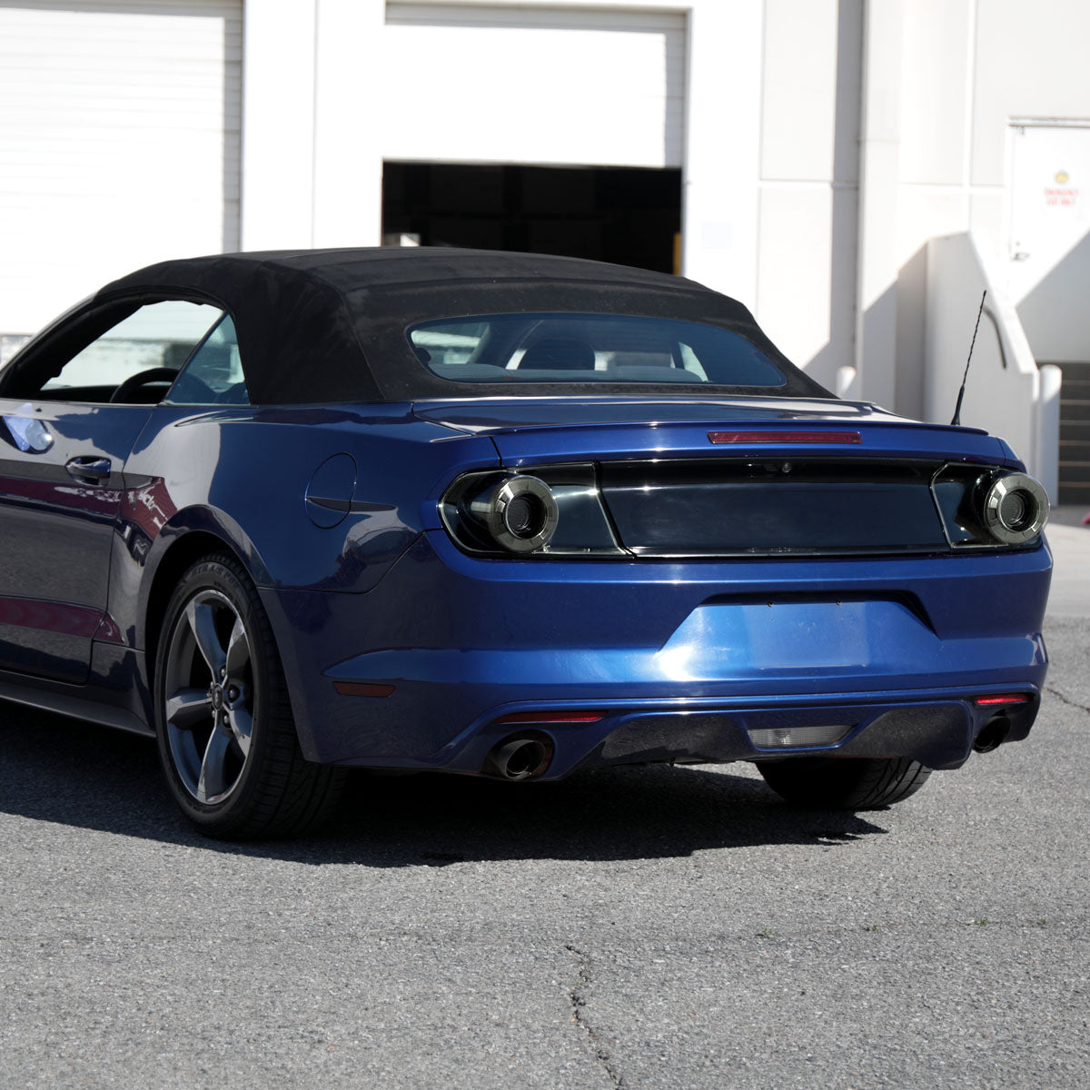 2015-2022 Ford Mustang Coupe/Convertible LED Tail Lights (Glossy Black Housing/Smoked Lens)