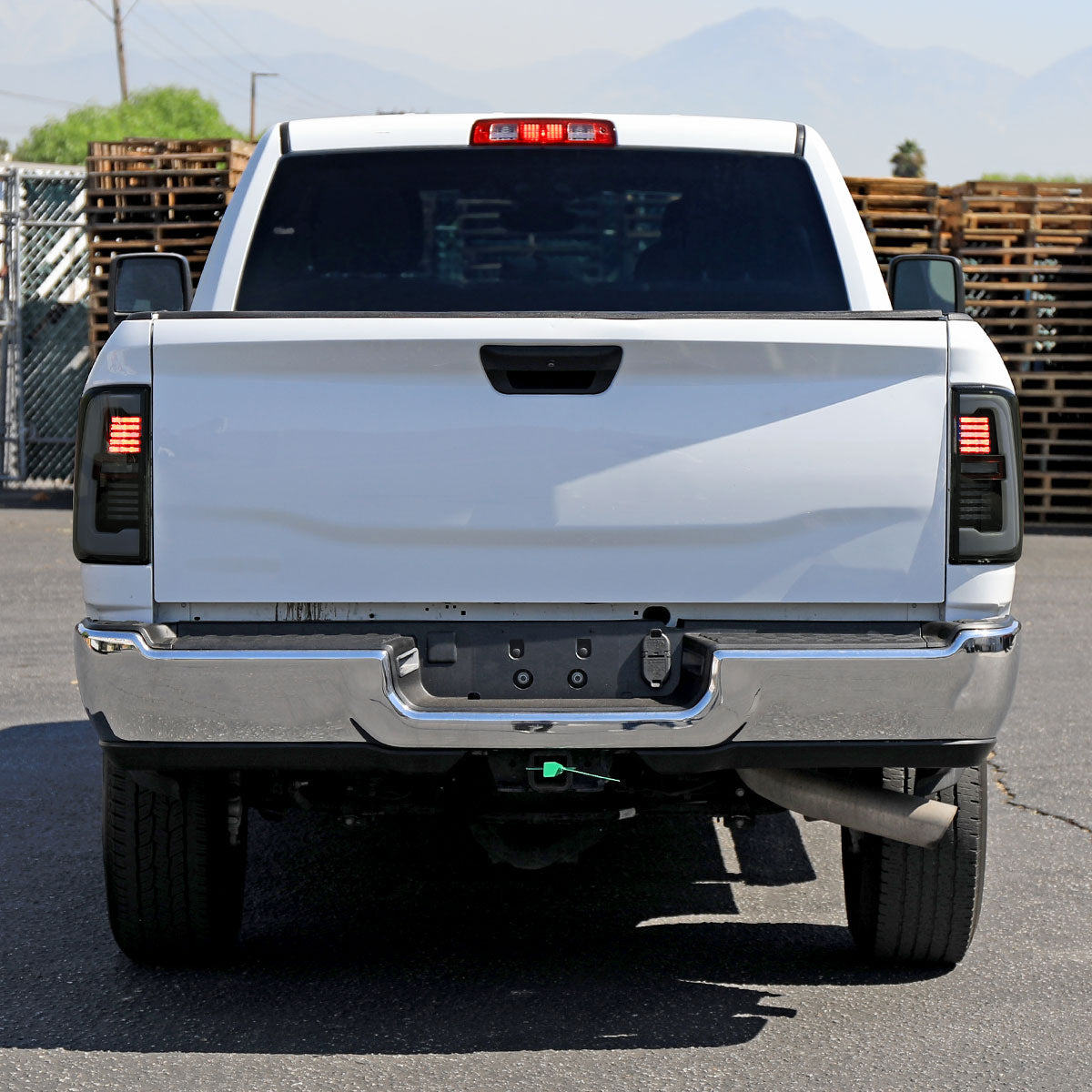 2019-2024 Dodge RAM 2500/3500 LED Sequential Signal Tail Lights (Glossy Black Housing / Dark Smoked Lens)