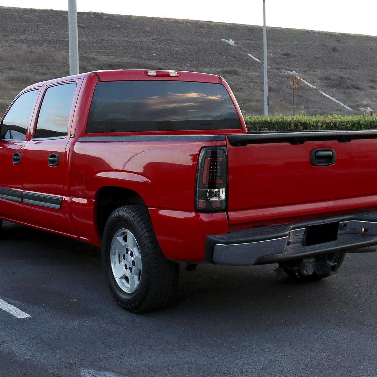 2003-2006 Chevrolet Silverado Red C Bar LED Tail Lights - G2 (Black Housing/Clear Lens)