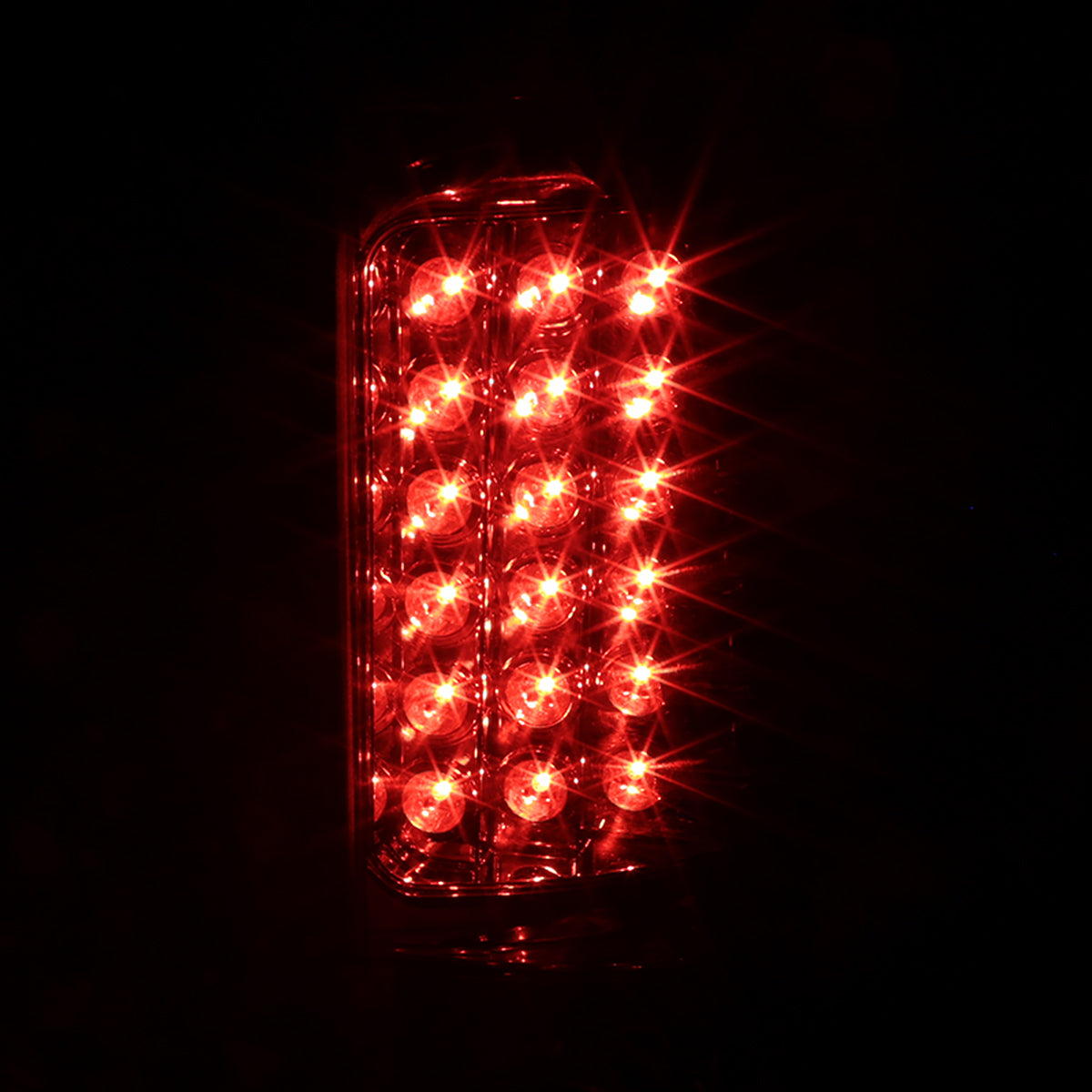 1999-2002 Chevrolet Silverado/ 1999-2006 GMC Sierra LED Tail Lights (Chrome Housing/Clear Lens)