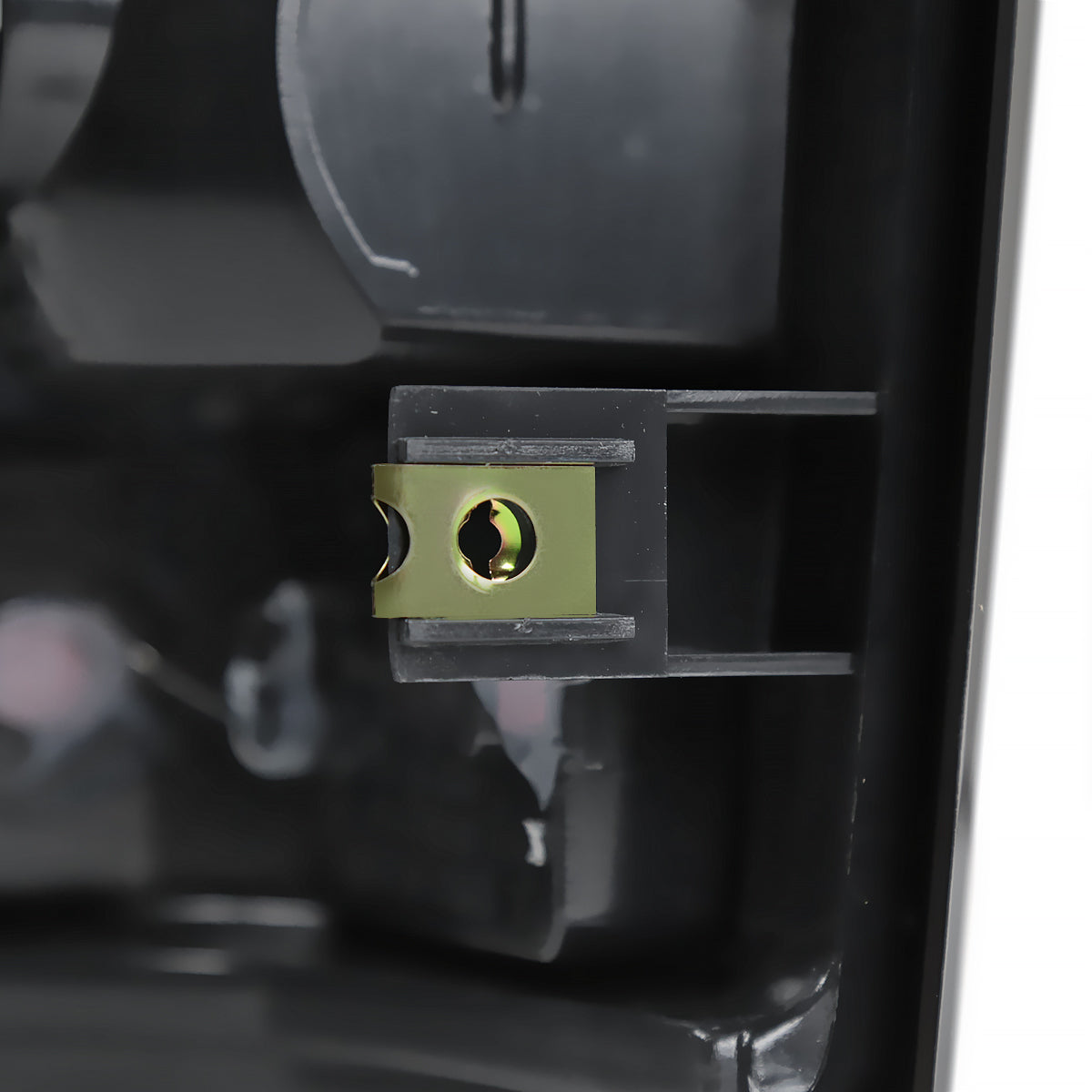 1999-2002 Chevrolet Silverado/ 1999-2006 GMC Sierra LED Tail Lights (Chrome Housing/Smoked Lens)