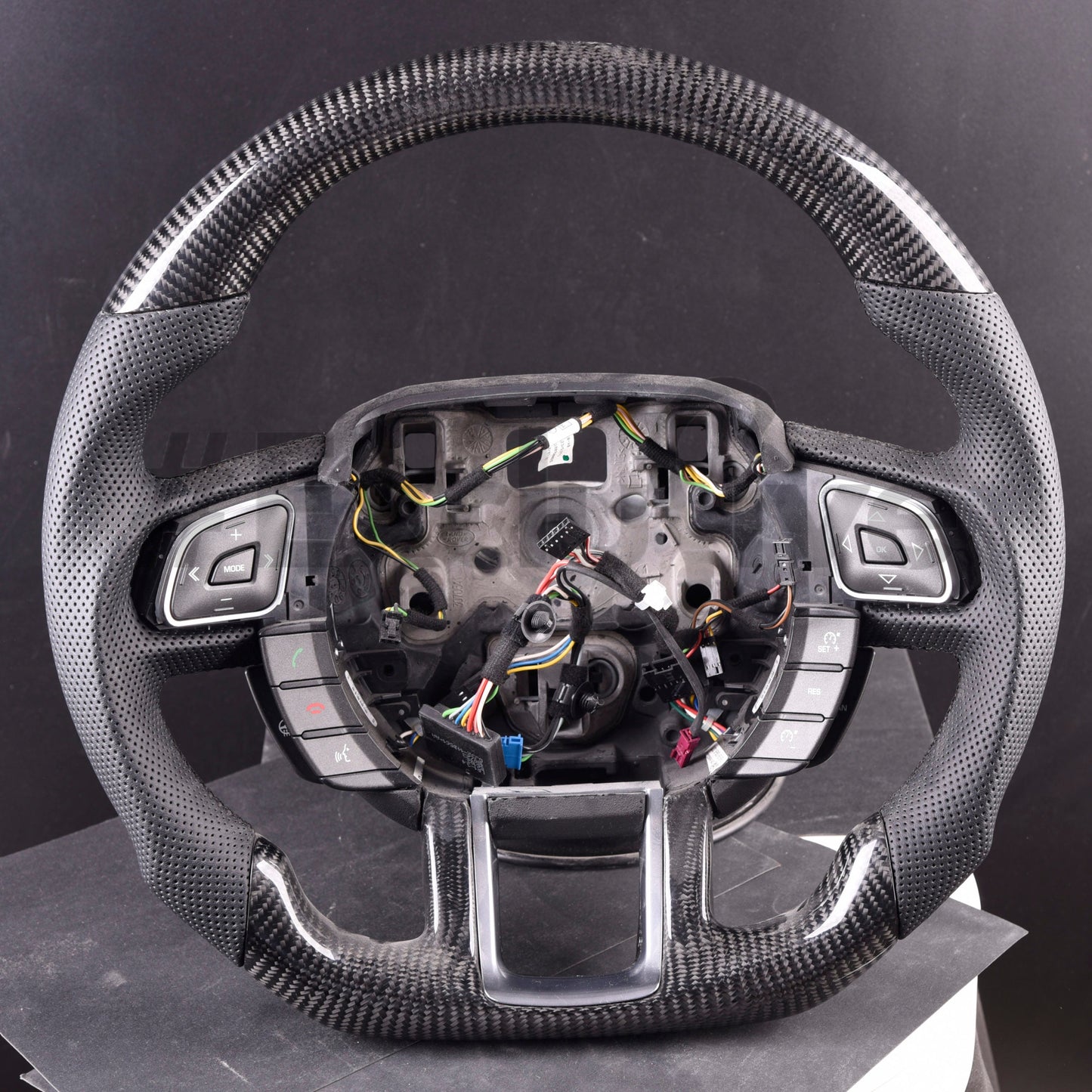 Land Rover Discovery Sport / Range Rover Evoque Custom Steering Wheel by Exclusive Steering