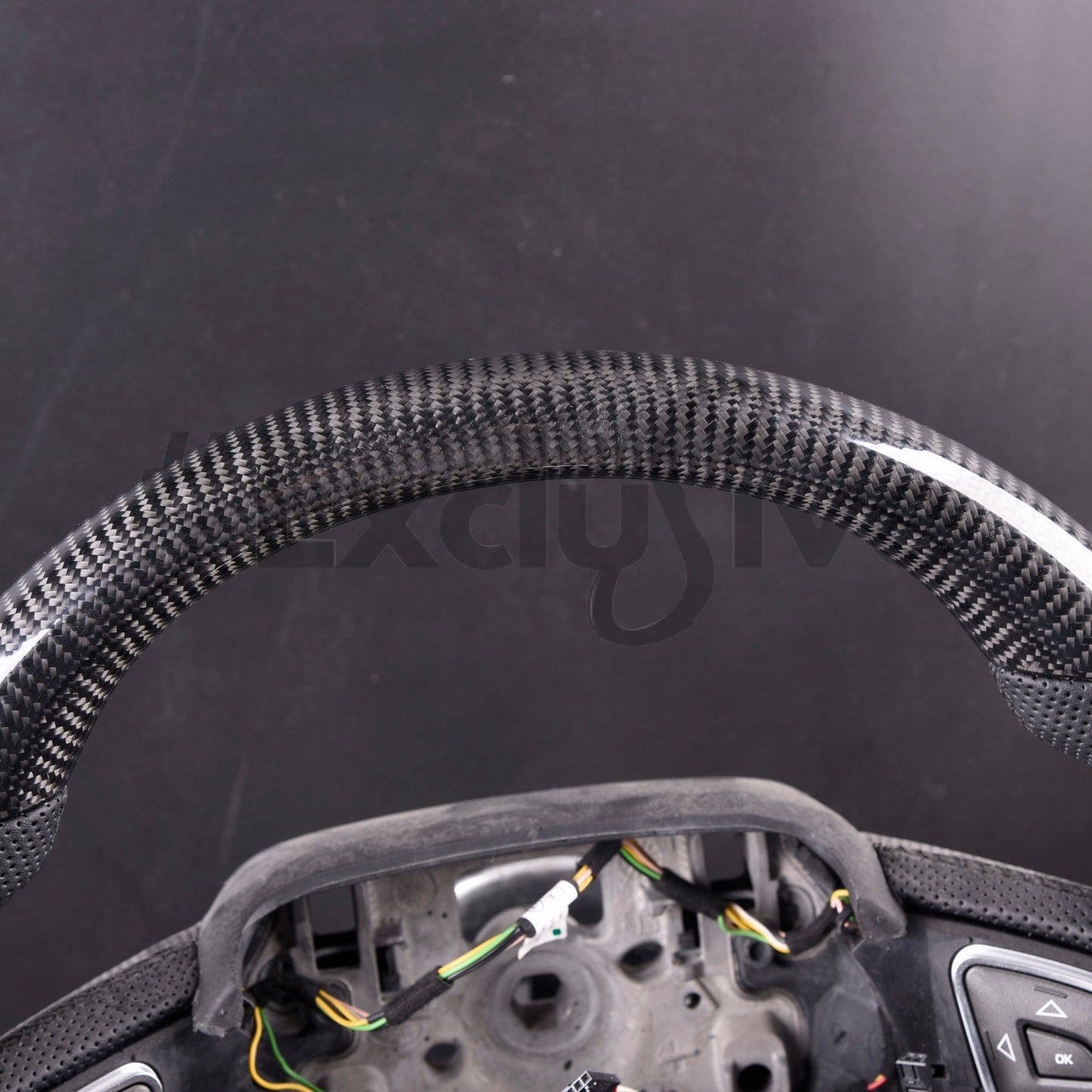 Land Rover Discovery Sport / Range Rover Evoque Custom Steering Wheel by Exclusive Steering