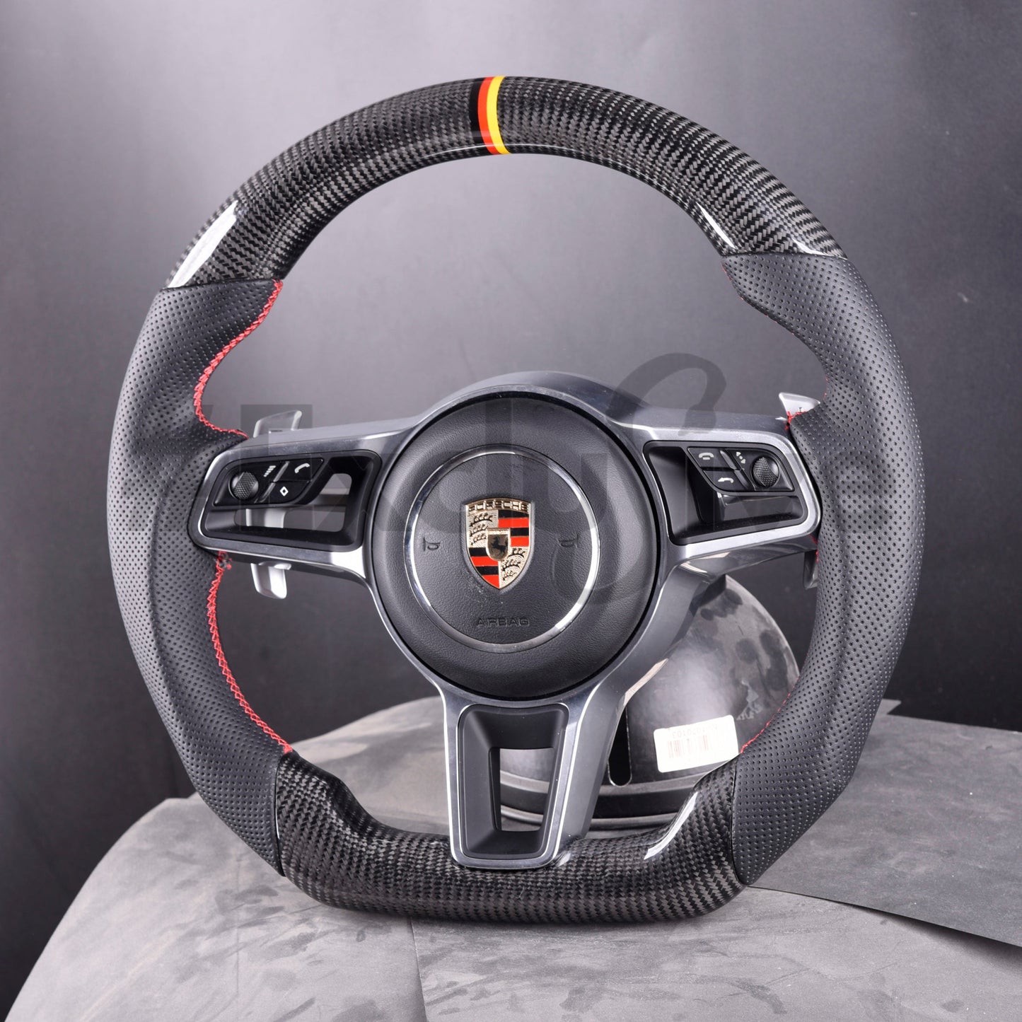 2014-2020 Porsche 911 (991.2) / GT3/GT3RS(991) / 718 Boxster/Cayman (982) / Cayenne (958.2) / Panamera (971) / Macan(95B)  |  Custom Steering Wheel by Exclusive Steering