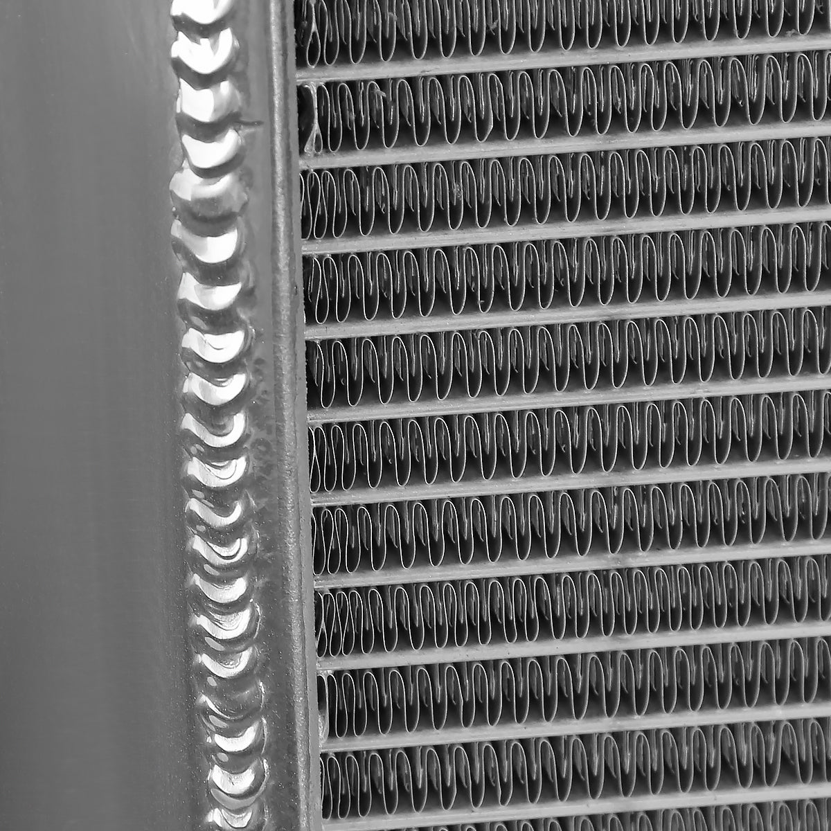 1985-1996 Ford F-150/ F-250/ F-350/ Bronco 4.9L L6 3-Row Aluminum Performance Radiator