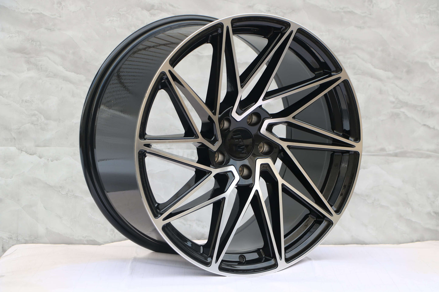 19" KT20 Style Wheels
