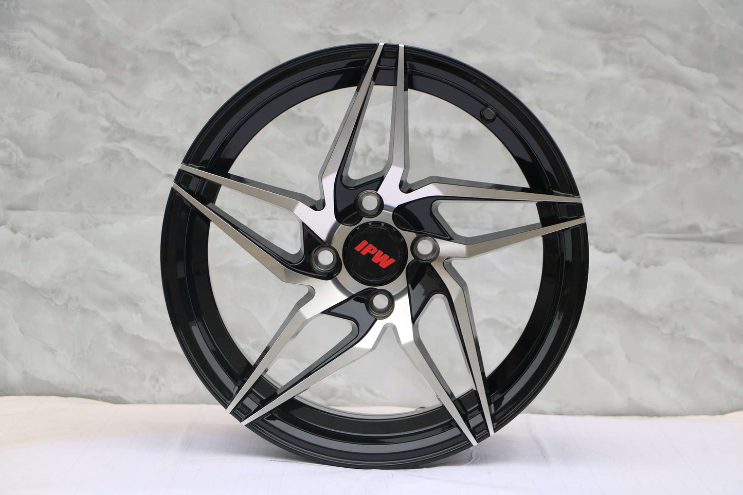 15" Diamond Style Wheels