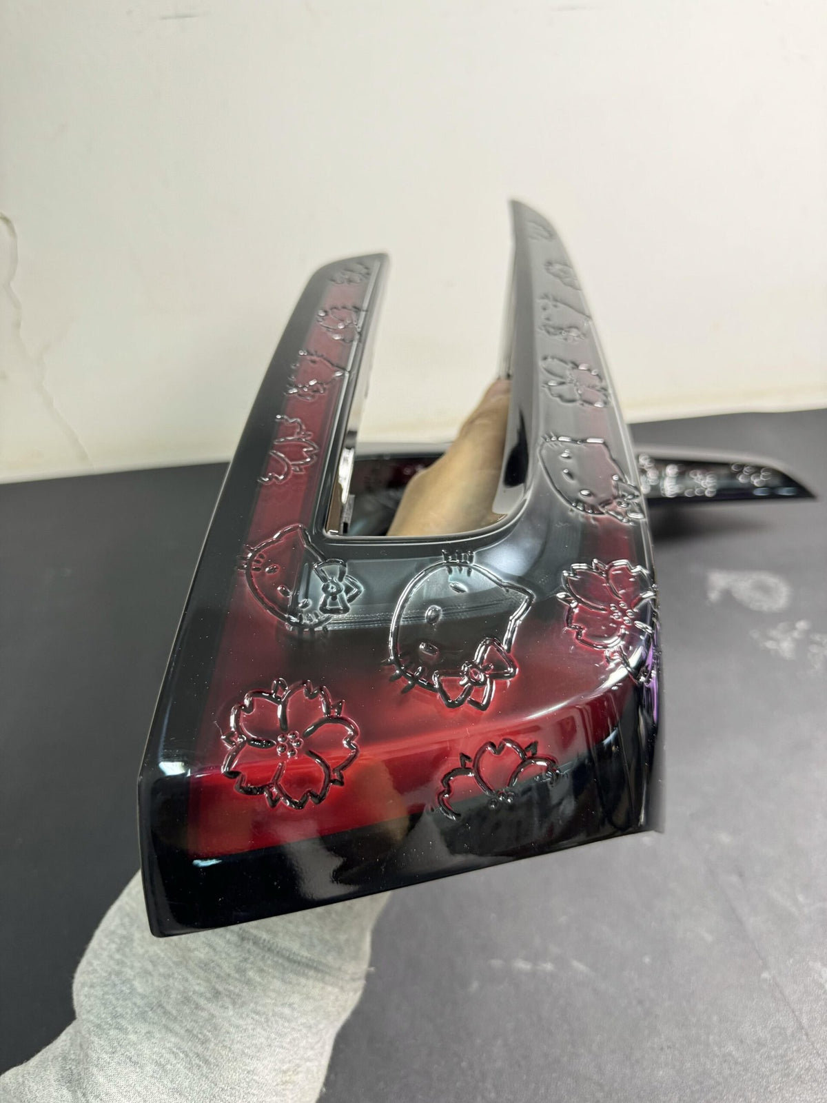 Tesla Model 3 carved tail lights by JIEAN Lights – photo 3