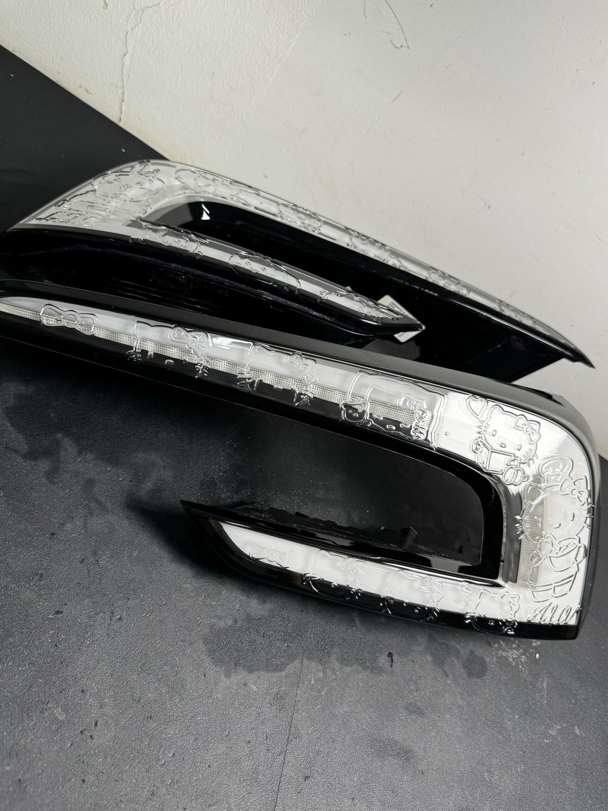 Tesla Model 3 clear white-housing tail lights by JIEAN Lights – photo 5