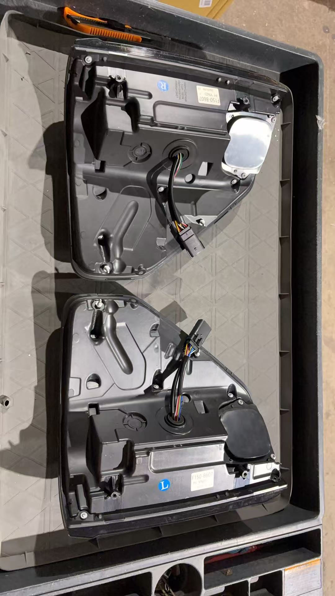 Open box For 21-26 F150, XL/XLT/STX - actual condition photo