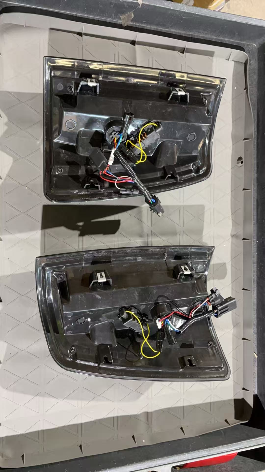 Open box For 2009-2018 Dodge Ram 1500, 2013-2018 Ram 1500 2500 - actual condition photo