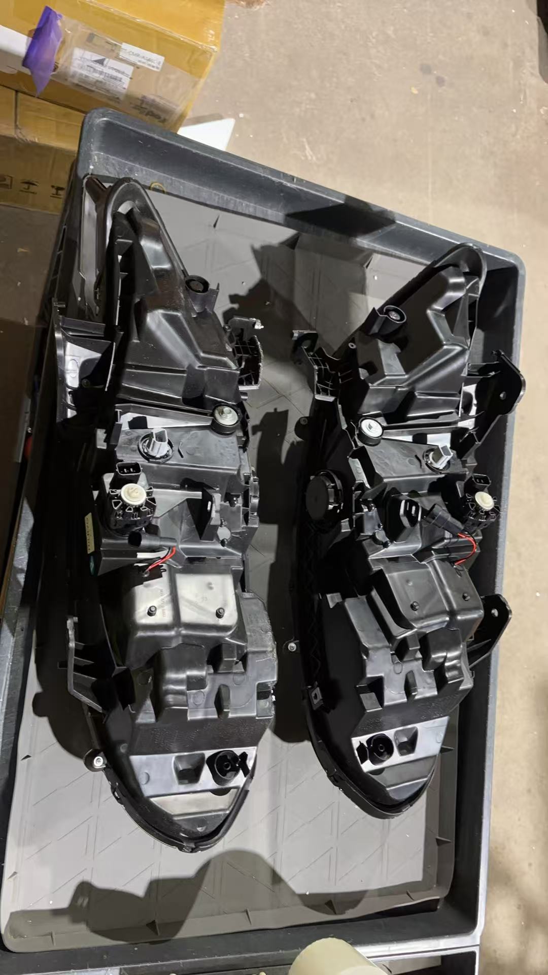 Open box Accord headlight 4door 2018-2022 - actual condition photo