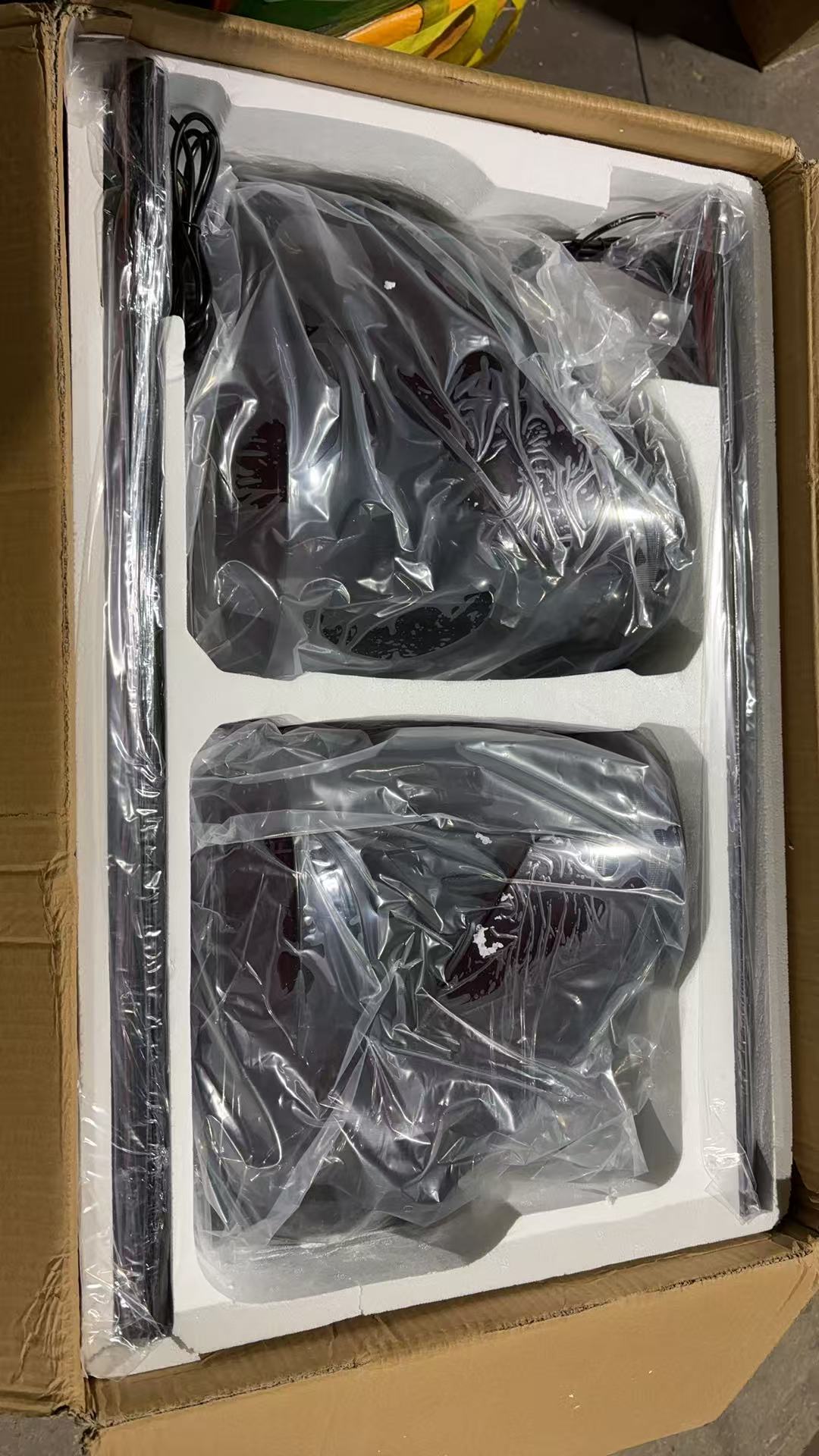 Open box 09-14 F150 tail light - actual condition photo