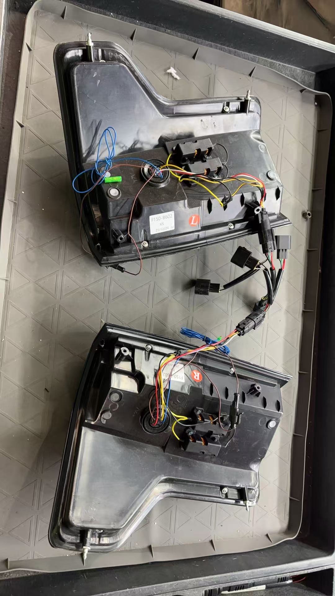 Open box For F150 2015-2020 - actual condition photo