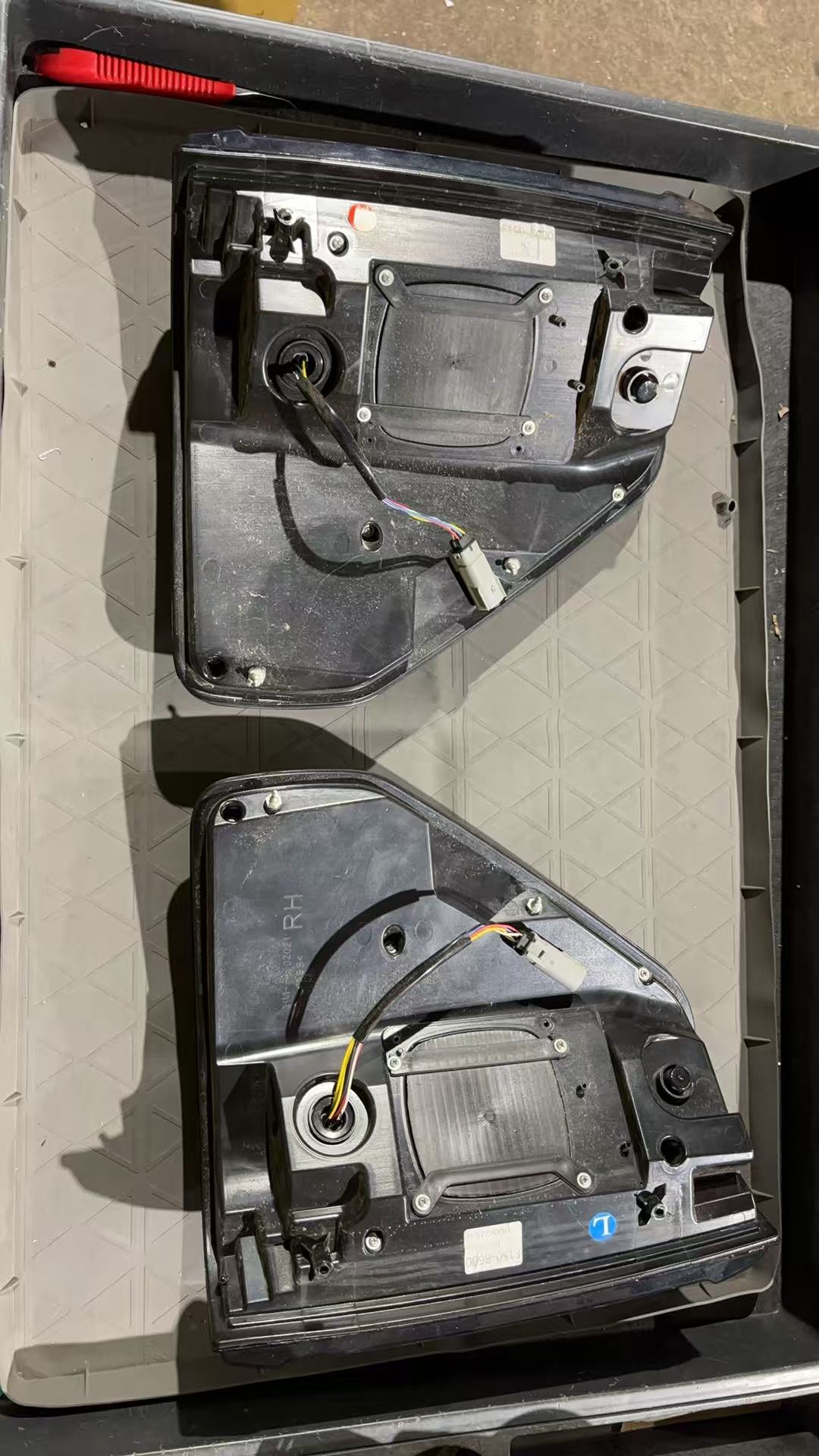 Open box Ford F150 21-23 Only for XL low trim - actual condition photo