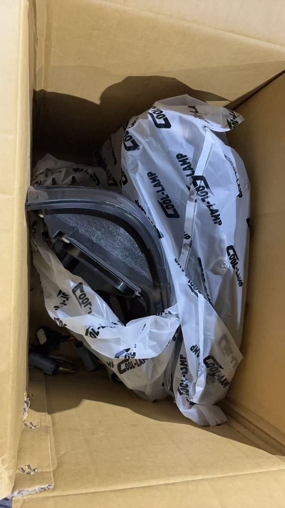 Open box For 21-26 F150, XL/XLT/STX - actual condition photo