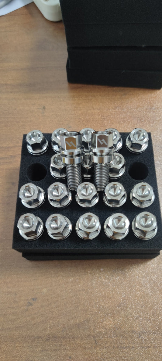 Audi Titanium Ball Seat Wheel Lug Kit