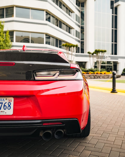 CAMARO 16-23 Carbon Fiber Trunk (With Ducktail Spoiler)