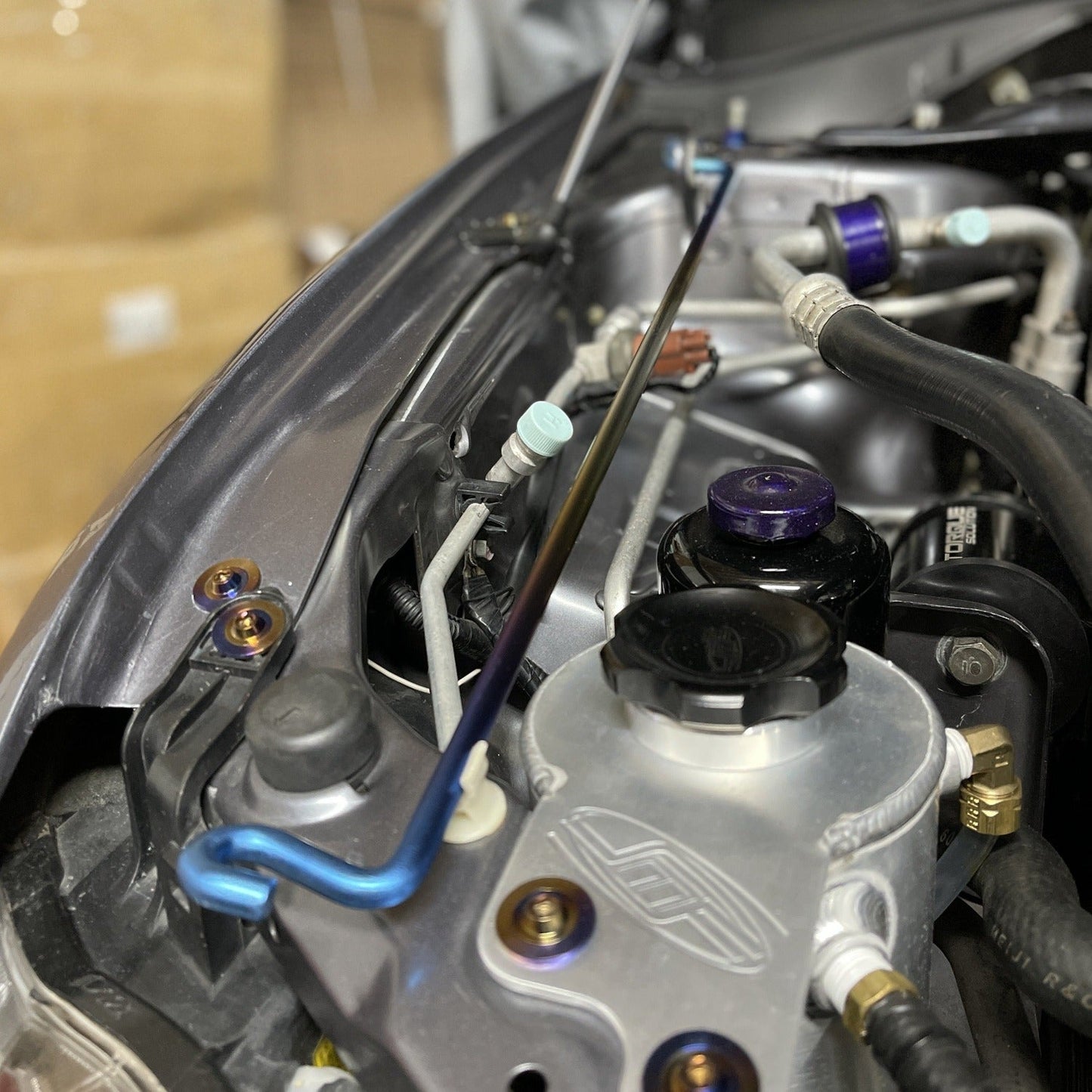 JDC Titanium Hood Prop Rod (Evo 7/8/9)