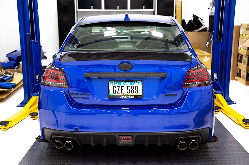 OLM Single Point Duckbill Trunk Spoiler (Carbon Fiber) - 15+ WRX / STI