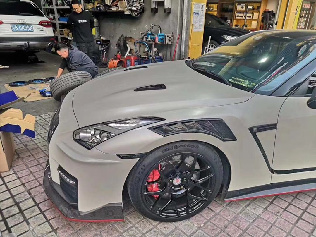 JDMuscle [09-24 GT-R] Carbon Fiber Fender Ducts - NSM Style