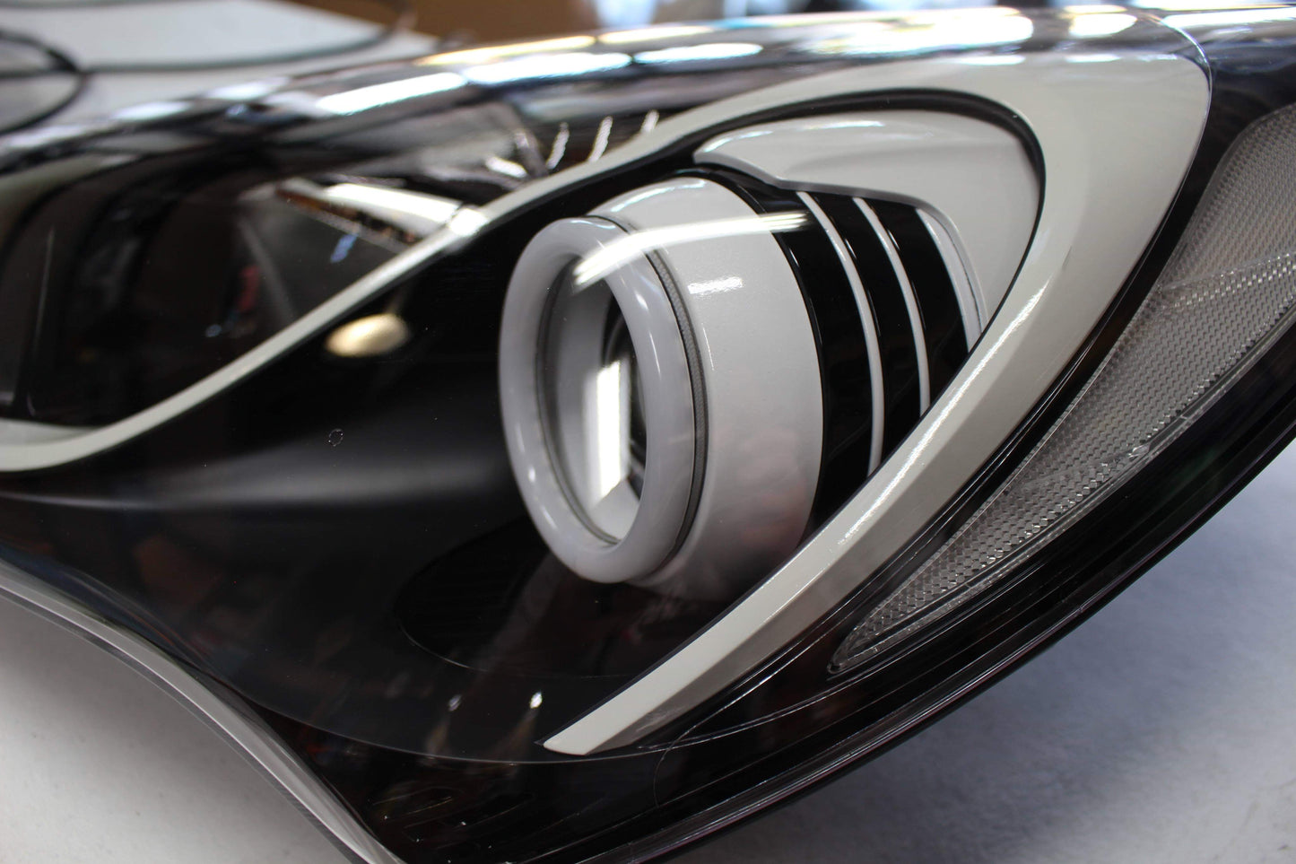 2013-2015 Hyundai Genesis Coupe BlueGhozt Stage 3 Headlights