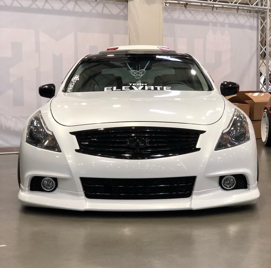 2010-2013 Infiniti G37 Sedan Headlights