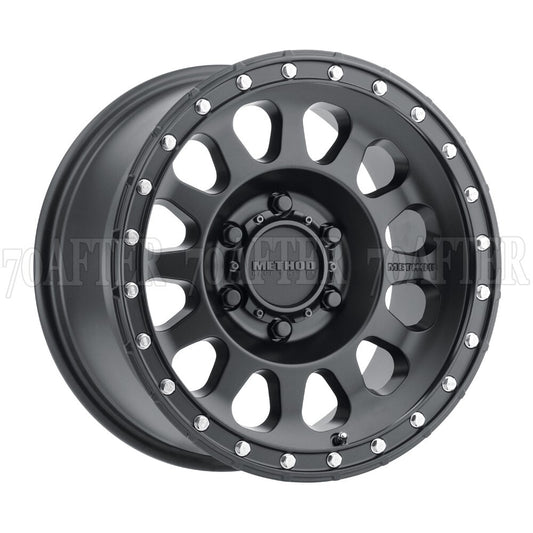 Method MR315 17x9 -12mm Offset 6x5.5 106.25mm CB Machined Wheel - Gloss Black Lip