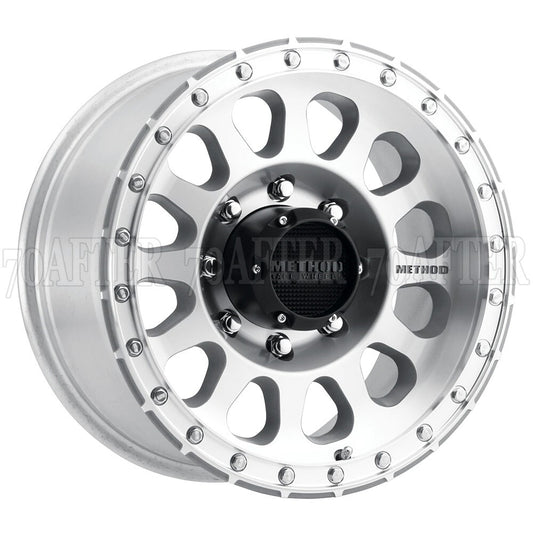 Method MR315 17x9 -12mm Offset 8x6.5 130.81mm CB Machined Wheel - Gloss Black Lip