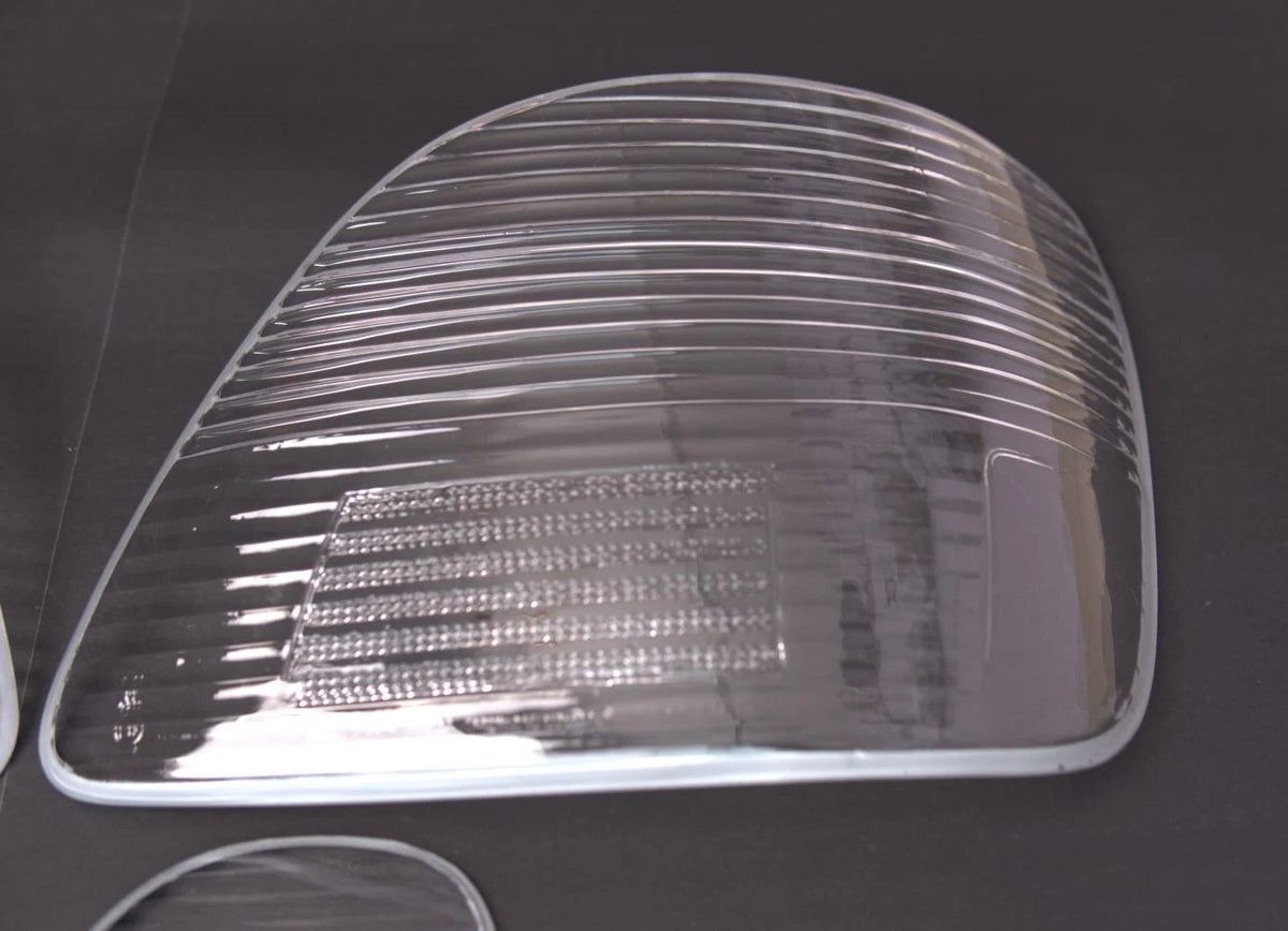 1998 - 2005 Lexus GS300 / GS400 / Aristo Clear Tail Light Lenses