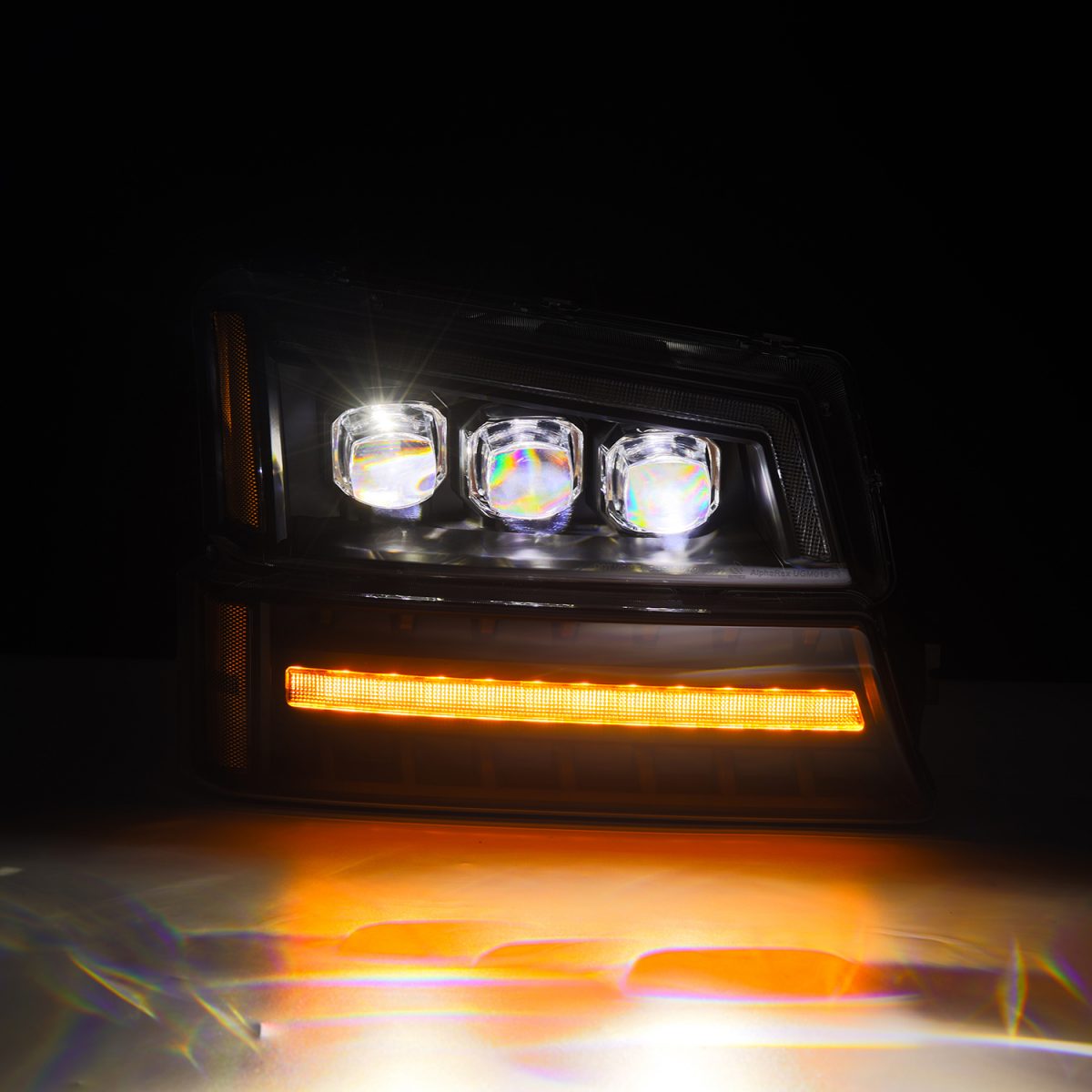 2003-2006 Chevy Silverado Alpharex Nova Headlights
