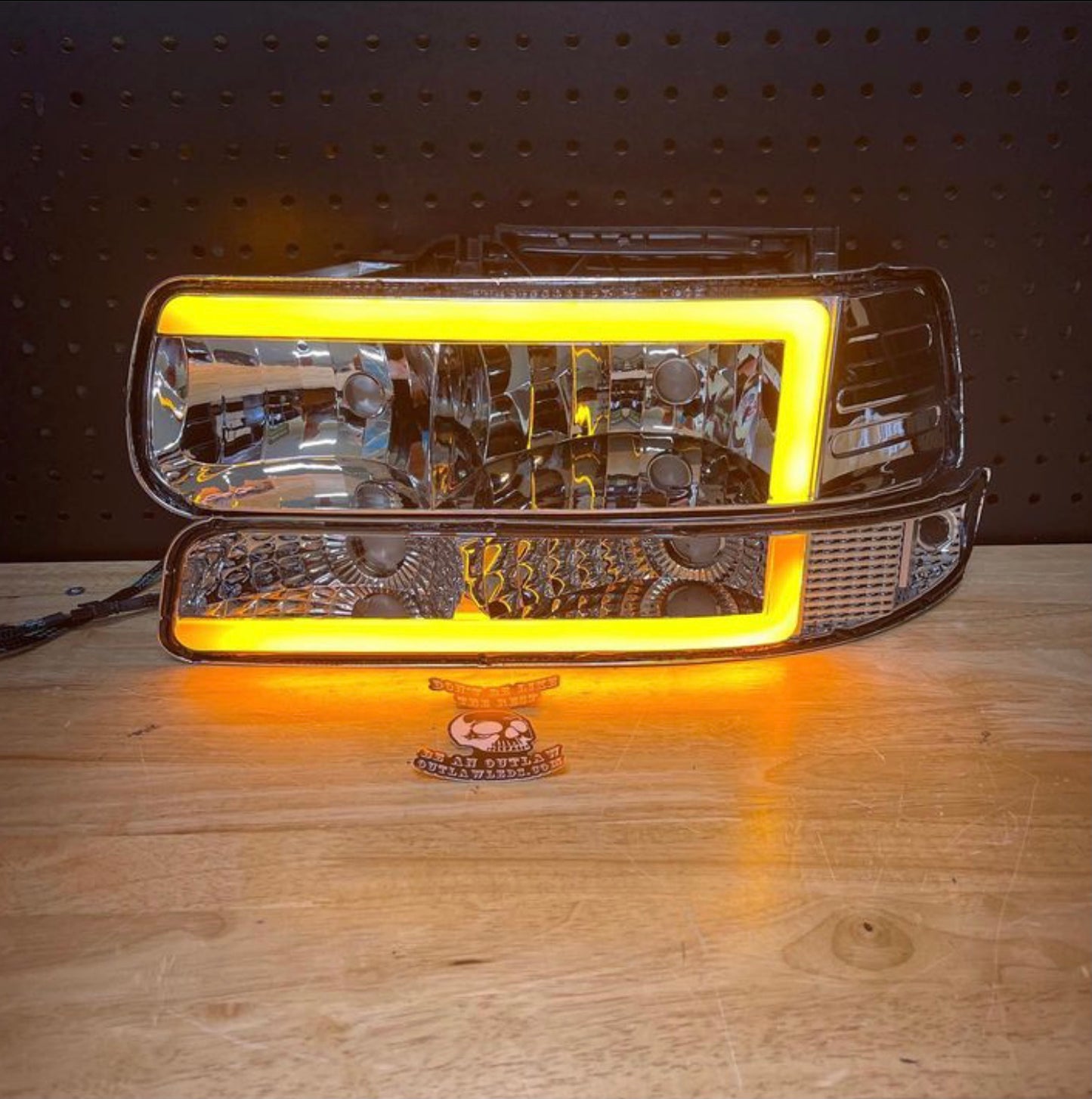 1999-2002 Chevy Silverado Bar Style Headlights