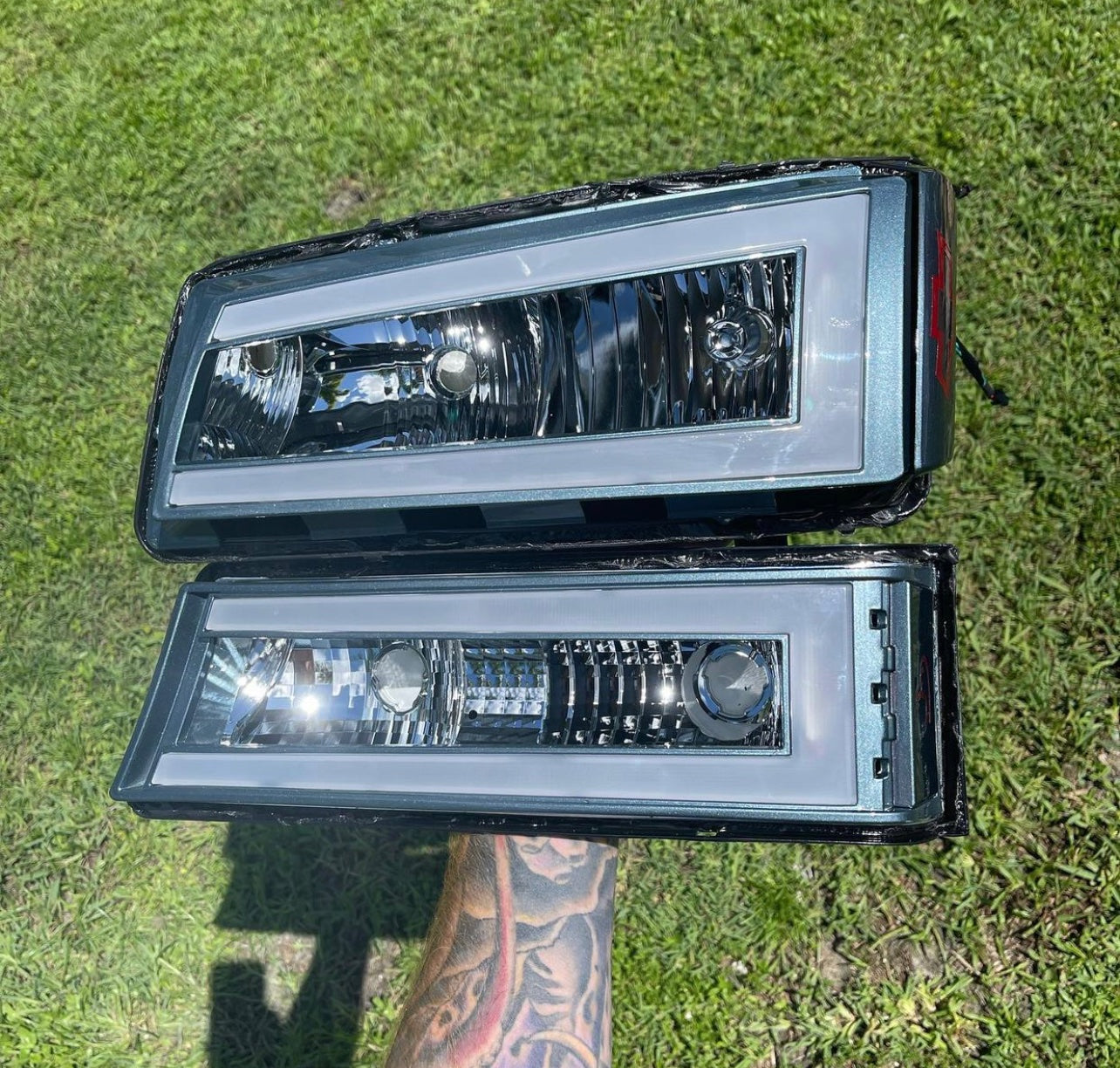 2003-2006 Chevy Cat Eye C Bar Headlights
