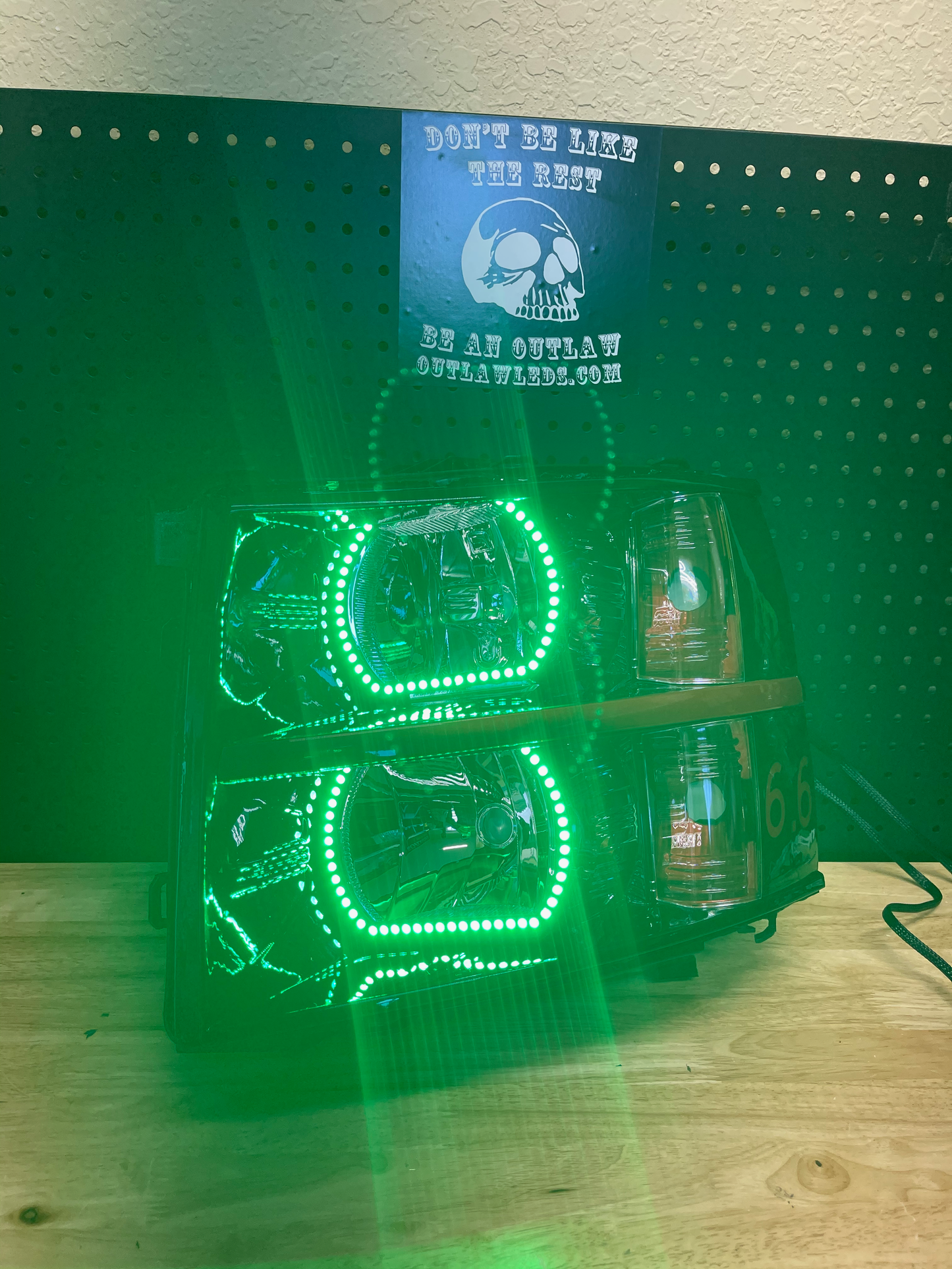 2007-2013 Chevy Silverado Headlights