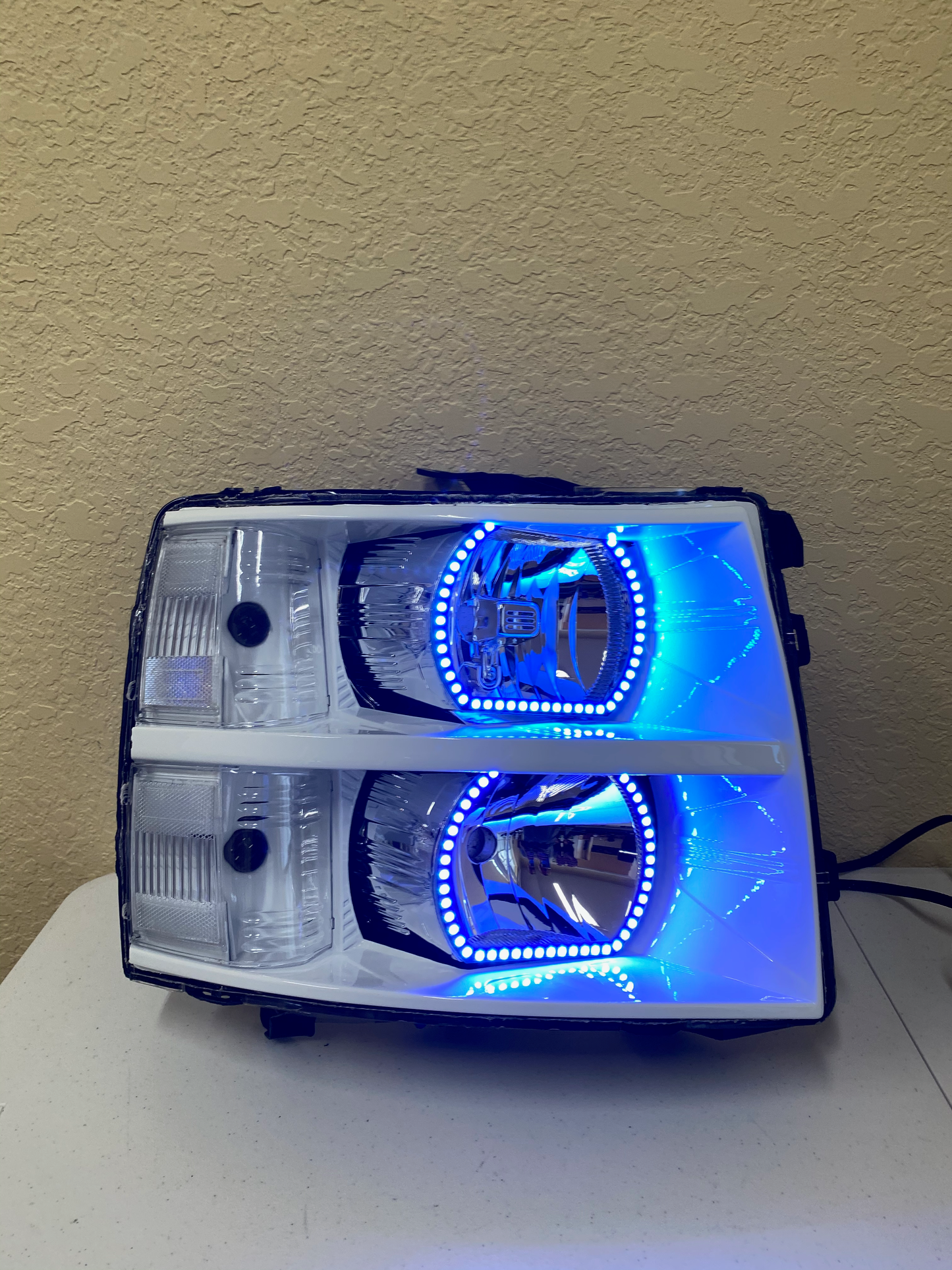 2007-2013 Chevy Silverado Headlights